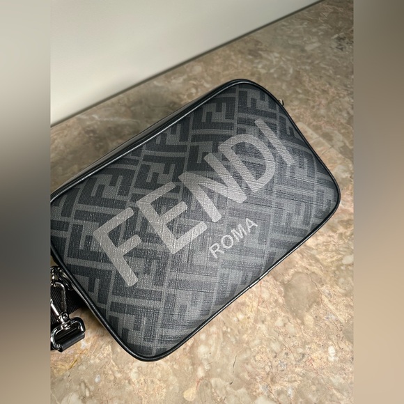 Fendi Logo camera case bag Zucca coated canvas Medium - Picture 3 of 10